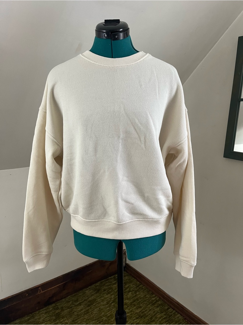 AE Relaxed Cream Crew Neck Sweatshirt